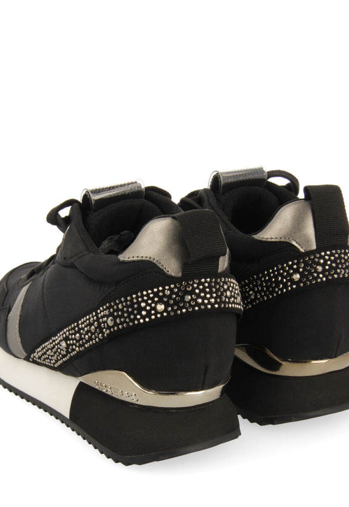 Sneakers negras monocolor con cuña interna y detalle de cristales para mujer allanton 