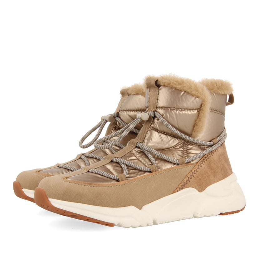 Sneakers doradas tipo botín estilo après ski con cordones para mujer flirch