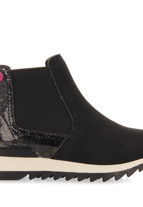 Luncarty children's chelsea boot-style sneakers with shiny black detail