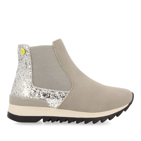 SNEAKERS TIPO BOTÍN CHELSEA CON DETALLE BRILLANTE PLATA PARA NIÑA Y NIÑO LUNCARTY