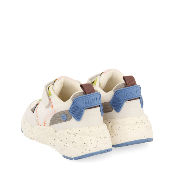 Kalwang children's white lace-up sneakers with adjustable fastenings