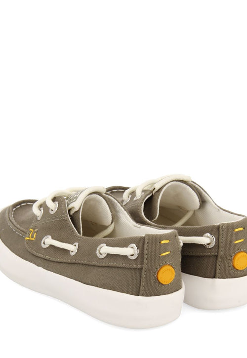 DEPORTIVO ESTILO NÁUTICO COLOR KAKI PARA NIÑO Y NIÑA LICATA