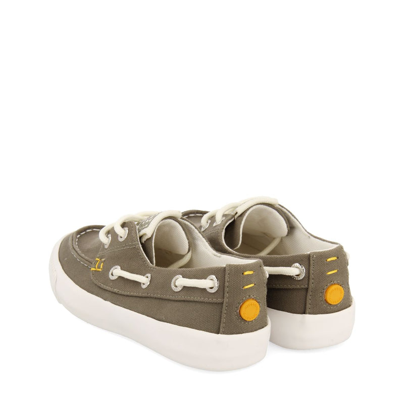 DEPORTIVO ESTILO NÁUTICO COLOR KAKI PARA NIÑO Y NIÑA LICATA