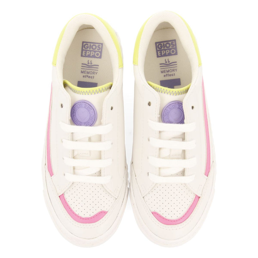 BASKETS BLANCHES AVEC DES DÉTAILS DE COULEURS POUR FILLE ET GARÇON CUSICK 