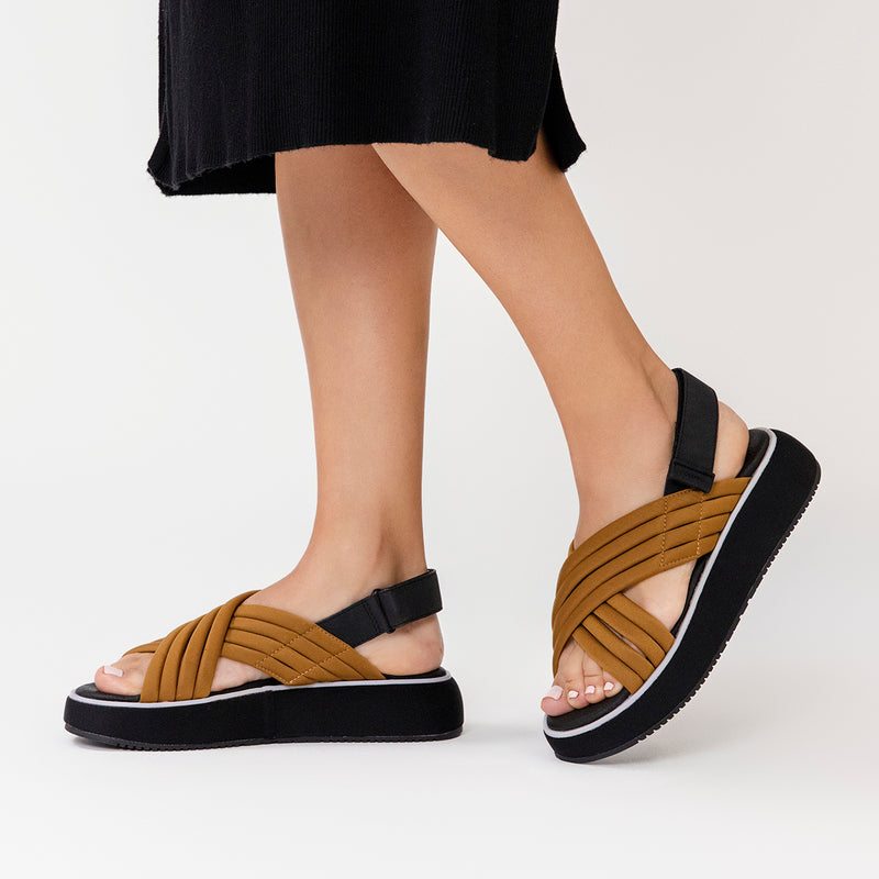 SPORTS SANDALS LEATHER COLOR WITH PLATFORM FOR WOMEN BRYHER