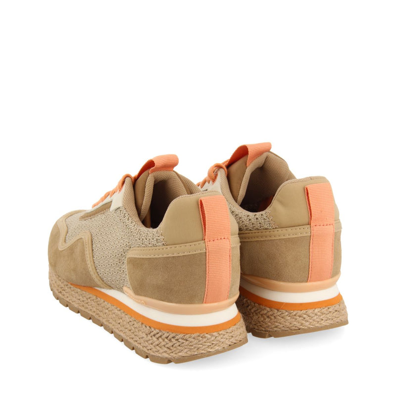 SNEAKERS BEIGE ESTILO MEDITERRÁNEO PARA MUJER RUKAJ
