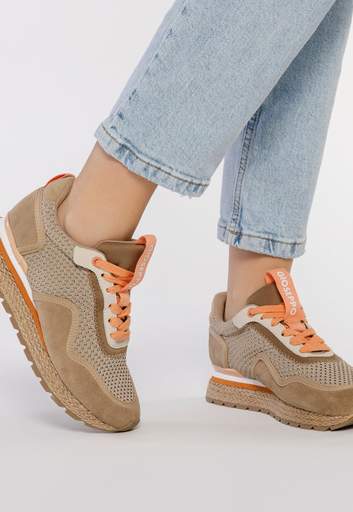 SNEAKERS BEIGE ESTILO MEDITERRÁNEO PARA MUJER RUKAJ