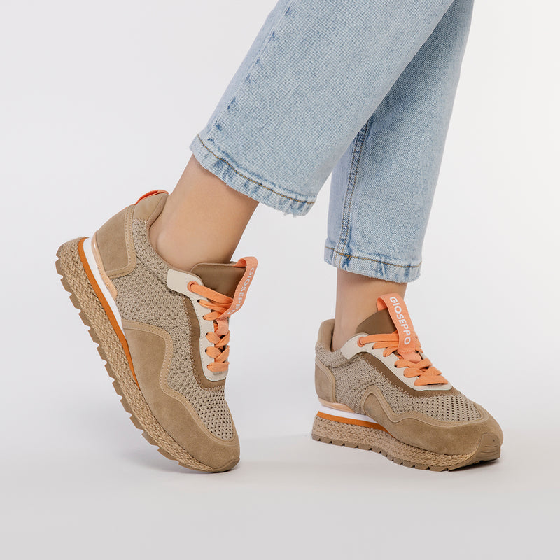 SNEAKERS BEIGE ESTILO MEDITERRÁNEO PARA MUJER RUKAJ