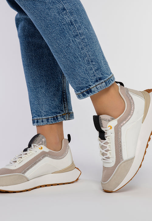 WHITE SNEAKERS WITH BEIGE DETAILS FOR WOMEN BALLAGAT