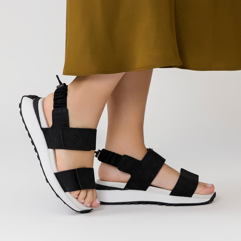SANDALIAS DEPORTIVAS NEGRAS CON DETALLE TRASERO FRUNCIDO ELÁSTICO PARA MUJER FRATAR