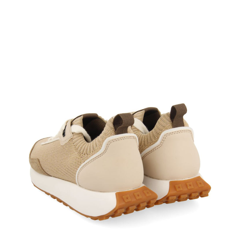 SNEAKERS DORADAS DE CORTE ELÁSTICO PARA MUJER FINIQ