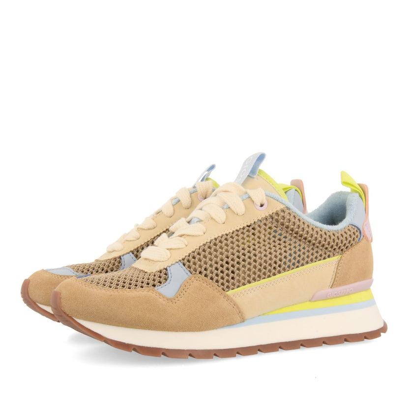 SNEAKERS BEIGE CON TEJIDO DE REJILLA PARA MUJER VAMO