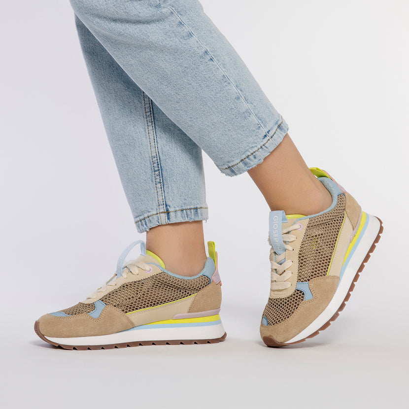 SNEAKERS BEIGE CON TEJIDO DE REJILLA PARA MUJER VAMO
