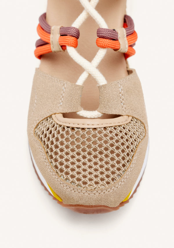 SNEAKERS ABIERTOS BEIGE TIPO ESPADRILLE CON CUÑA PARA MUJER IONA