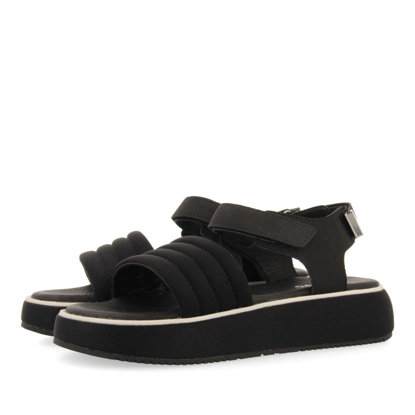 SANDALIAS DEPORTIVAS COLOR NEGRO CON PLATAFORMA PARA MUJER CHEVAL