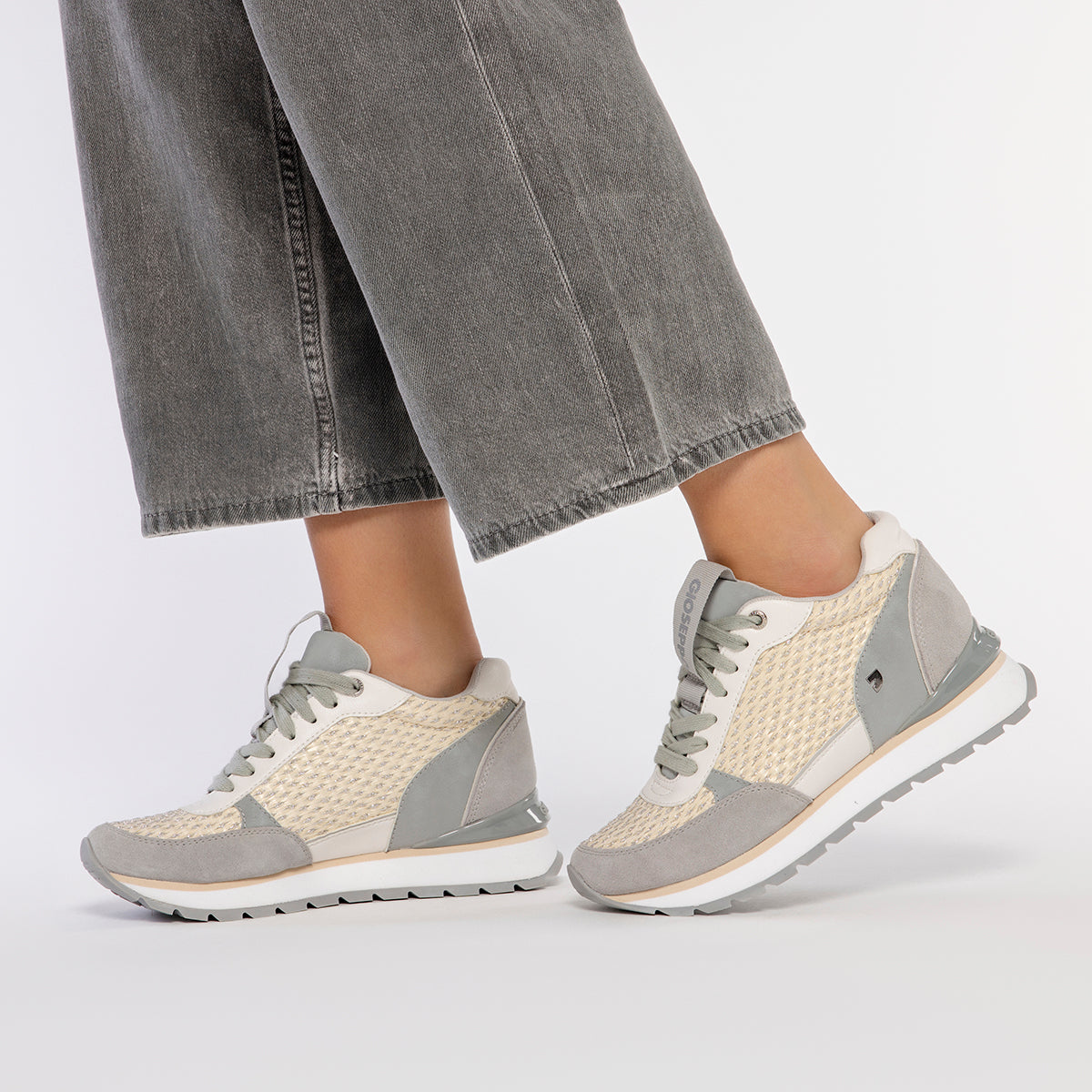 SCARPE DA GINNASTICA DORATE CON ZEPPA INTERNA E DETTAGLI INTRECCIATI PER DONNA HEKAL