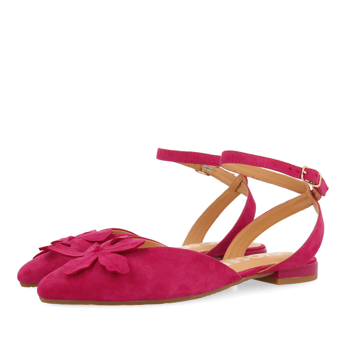 BAILARINAS DE PIEL FUCSIA DESTALONADAS CON DETALLE DE FLOR PARA MUJER HOWEY