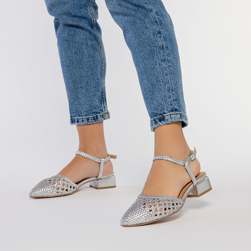 BALLERINES EN CUIR TRESSÉ ARGENTÉ POUR FEMME MINEO