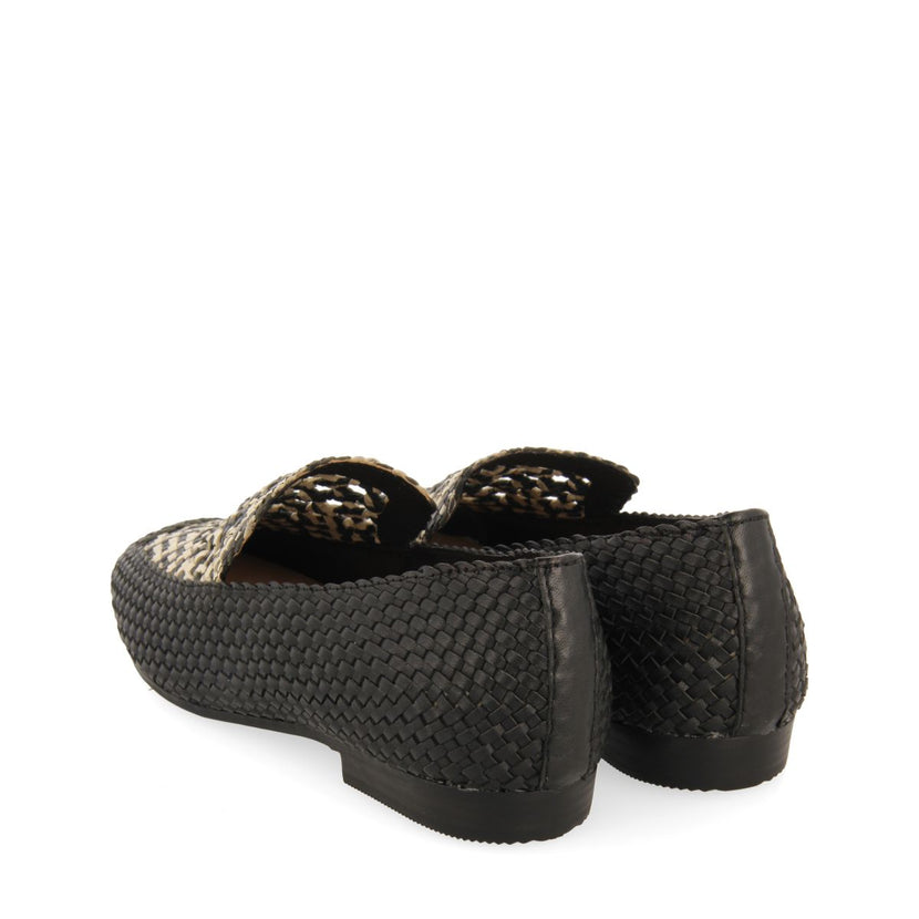 MOCASINES DE PIEL TRENZADA COLOR NEGRO CON DETALLE BICOLOR PARA MUJER RADDUSA
