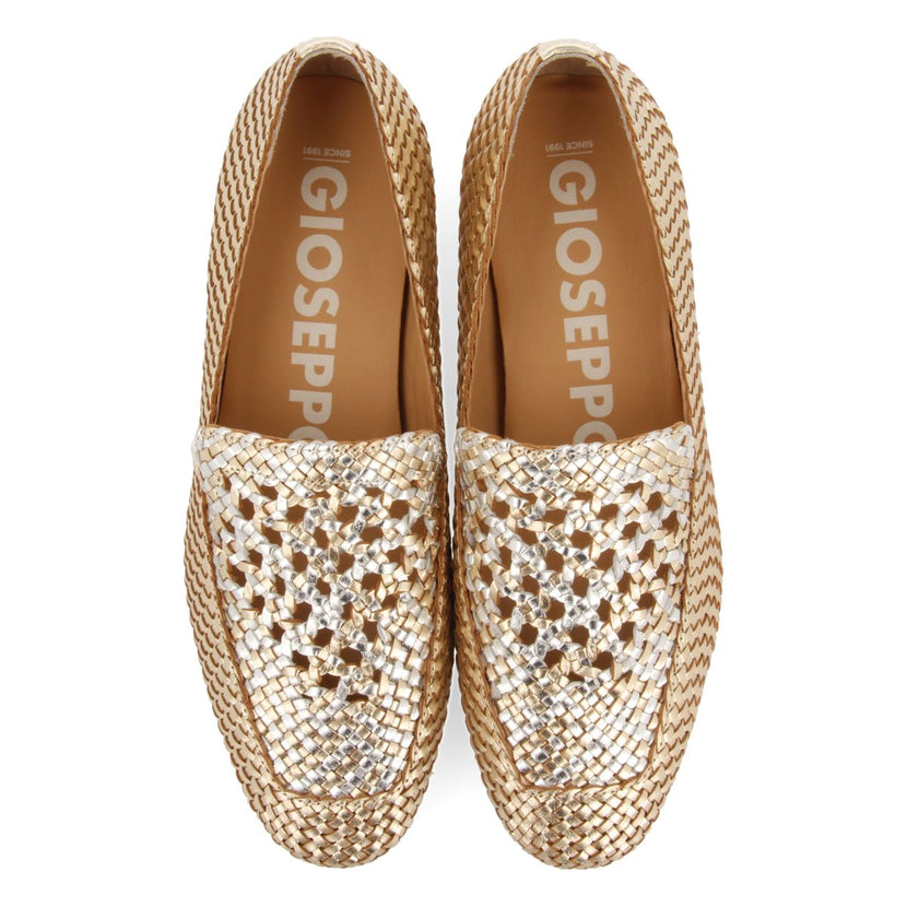 MOCASINES DE PIEL TRENZADA COLOR PLATINO CON DETALLE BICOLOR PARA MUJER RADDUSA