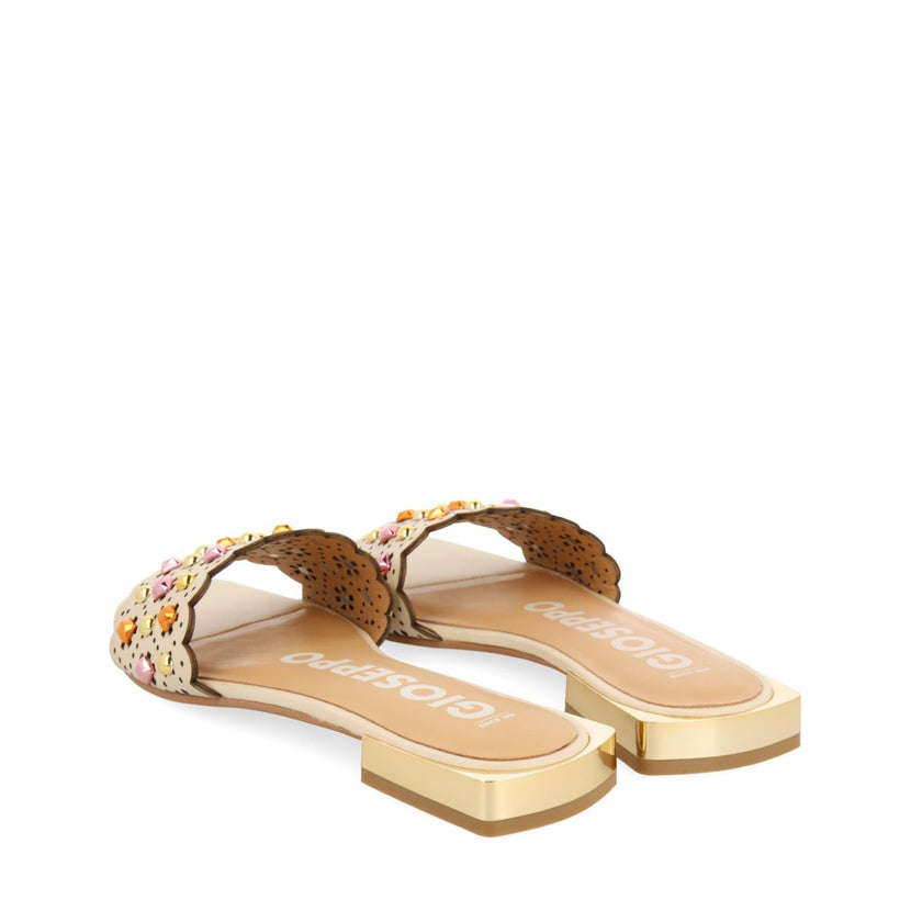 SANDALIAS TIPO PALA COLOR OFF-WHITE CON ADORNOS DE TACHAS PARA MUJER LABIN