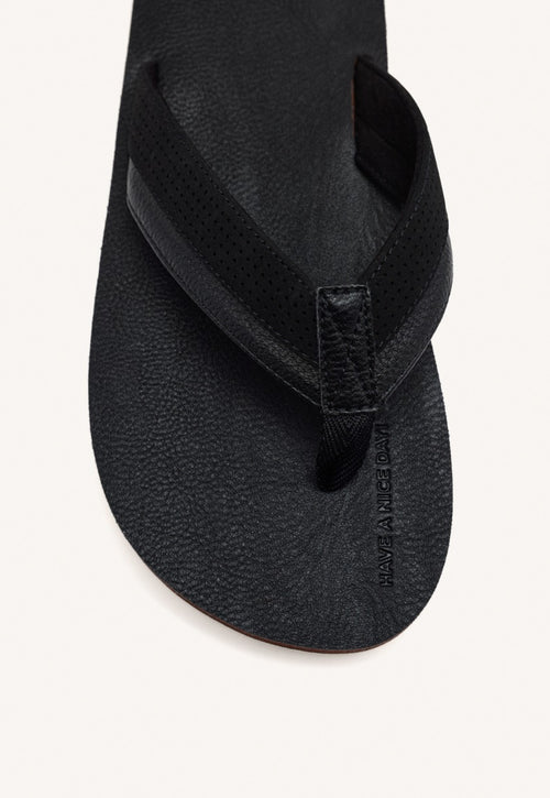 CHANCLAS NEGRAS CON CORTE BICOLOR PARA HOMBRE BRENT