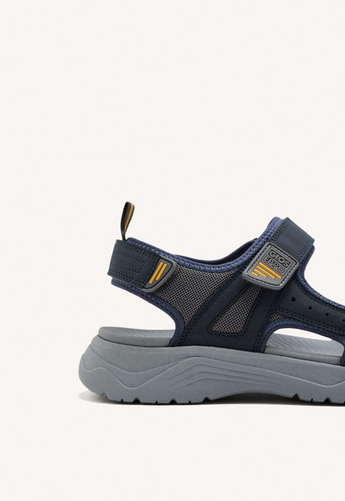 SANDÁLIAS CINZAS COM ACENTOS DE COR PARA HOMEM METKOVIC