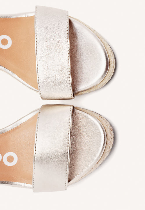 SANDALIAS DE PIEL COLOR PLATINO CON CUÑA DE YUTE PARA MUJER ZHEPE