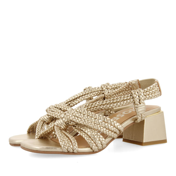 SANDALIAS DE TACÓN DORADAS DE PIEL CON TRENZADOS PARA MUJER MALIQ