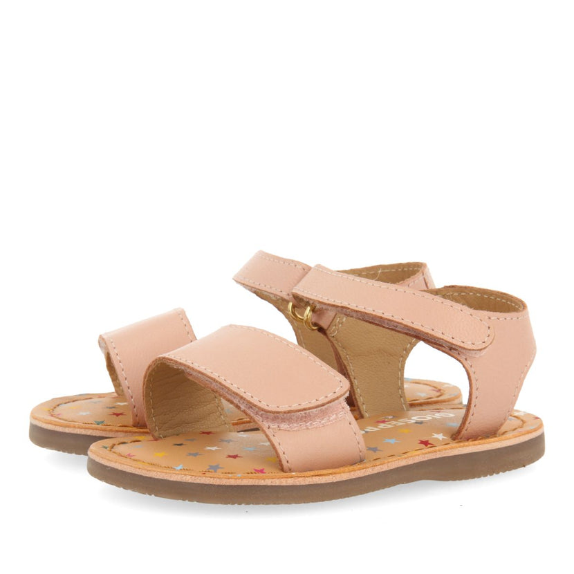 SANDALIAS ROSAS DE PIEL CON PRINT FANTASÍA PARA BEBÉ HIMARE