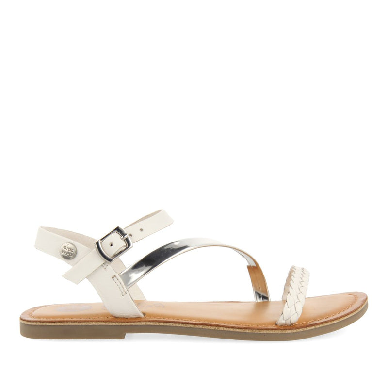 SANDALIAS BLANCAS DE PIEL CON DETALLES TRENZADOS Y METALIZADOS PARA NIÑA Y NIÑO HELIX