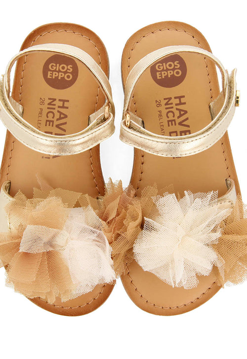 SANDALIAS DORADAS DE PIEL CON ADORNOS EN TUL MULTICOLOR PARA NIÑA Y NIÑO BICAJ