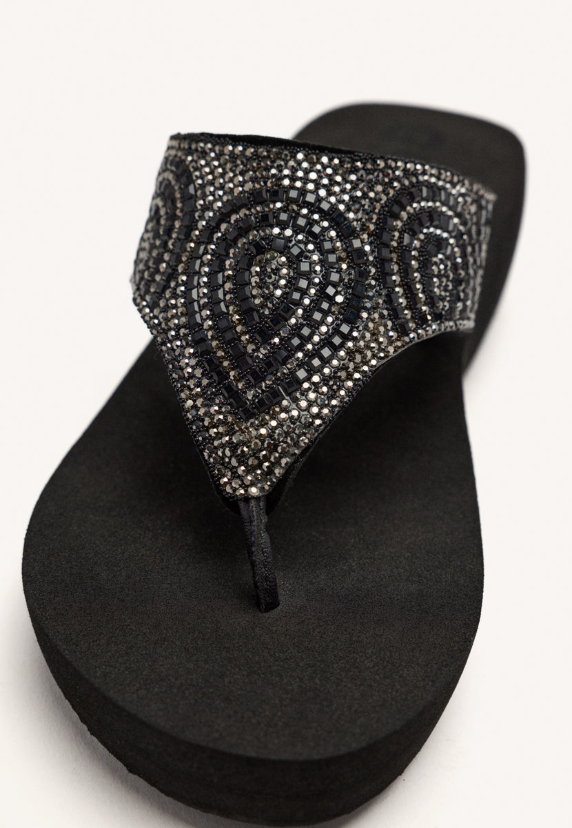 SANDALIAS NEGRAS CON PEDRERÍA PARA MUJER BUCCHERI