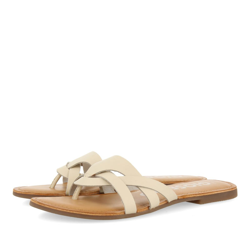 SANDALIAS COLOR OFF-WHITE DE PIEL CON TIRAS PARA MUJER CAYUSE