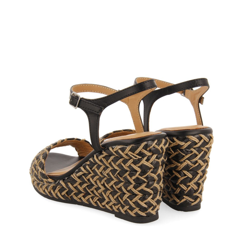 SANDALIAS NEGRAS Y COLOR NATURAL DE CUÑA ALTA CON TRENZADOS PARA MUJER TIGARD