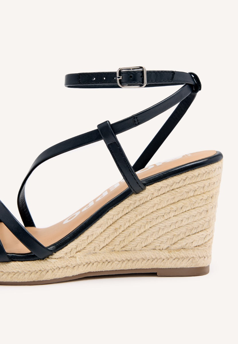 SANDALIAS NEGRAS DE PIEL CON TIRAS Y CUÑA ALTA DE YUTE PARA MUJER ORIKUM