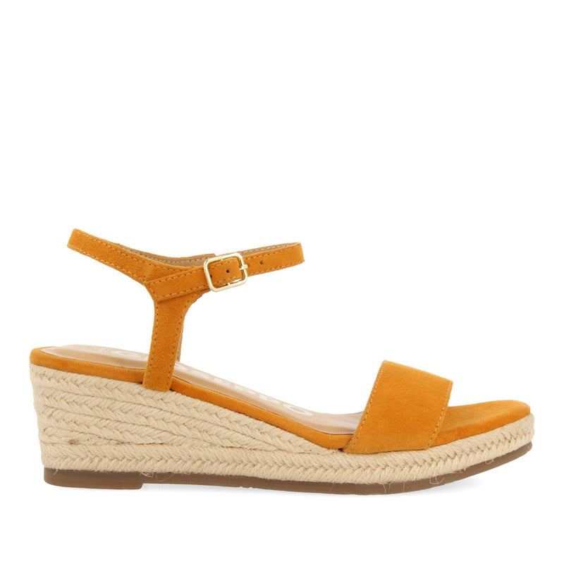 SANDALIAS DE PIEL COLOR NARANJA CON CUÑA DE YUTE PARA MUJER XARRE