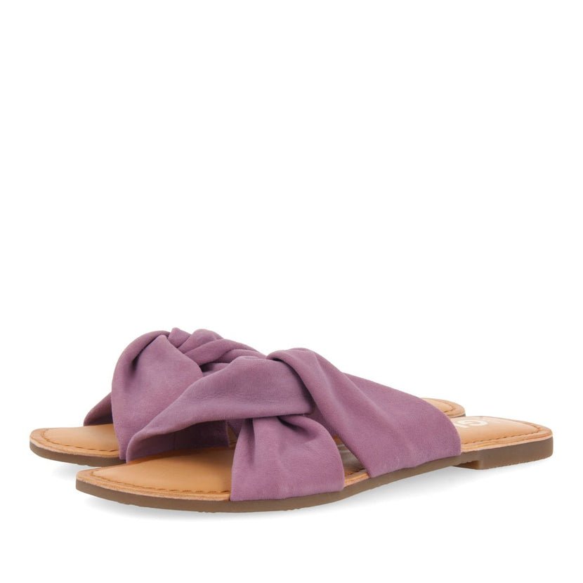 SANDALIAS ESTILO PALA MALVA DE PIEL PARA MUJER AGIRA