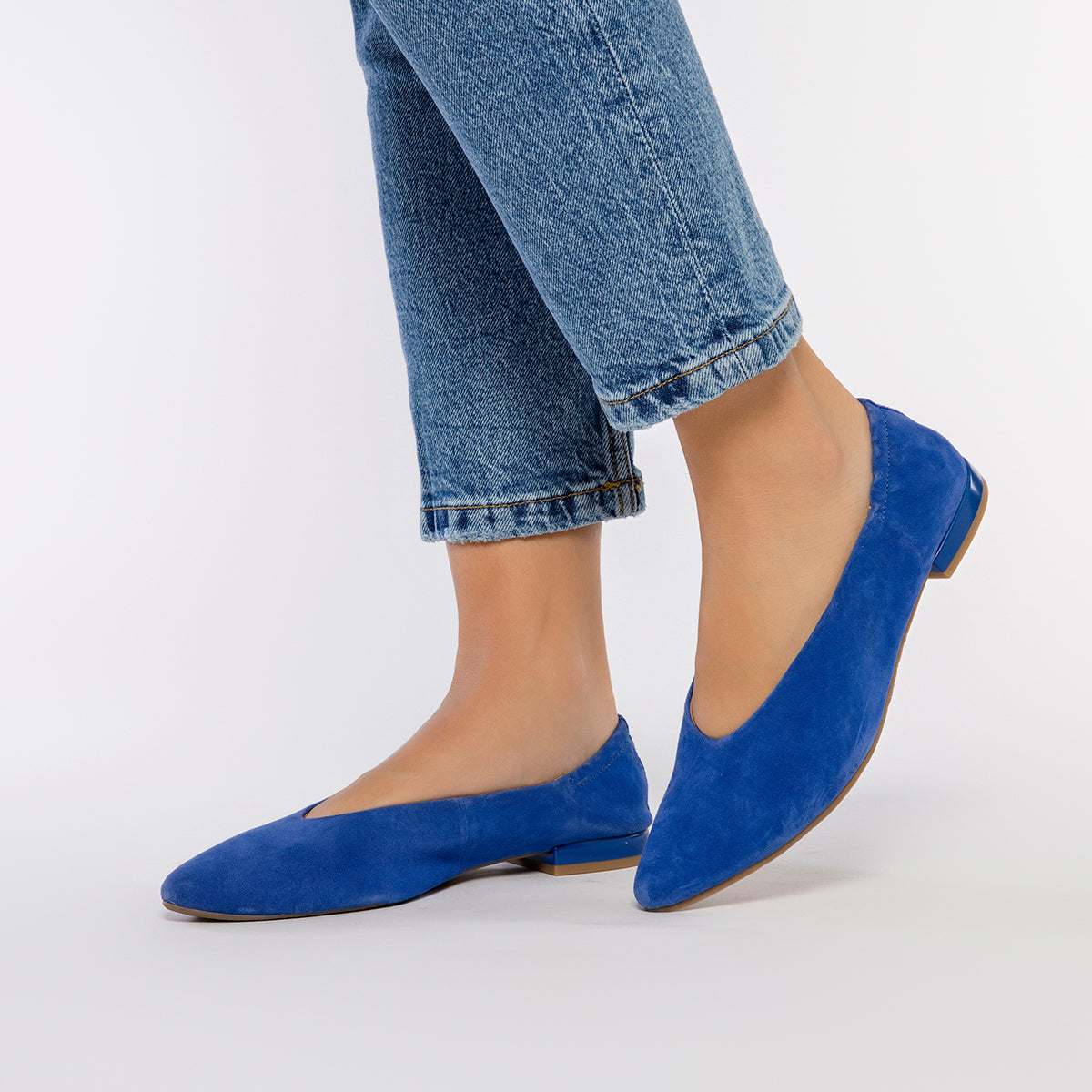 BAILARINAS DE PIEL COLOR AZUL CON PUNTA FINA Y TALÓN FRUNCIDA PARA MUJER GAGEAC