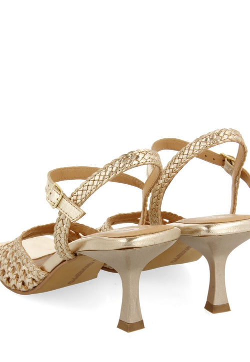 SANDALIAS DORADAS DE TACÓN FINO CON PIEL TRENZADA PARA MUJER DURSELEY