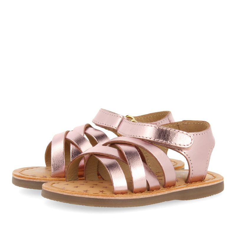 SANDALIAS ROSAS DE PIEL ESTILO ROMANAS PARA BEBÉ FLEURY