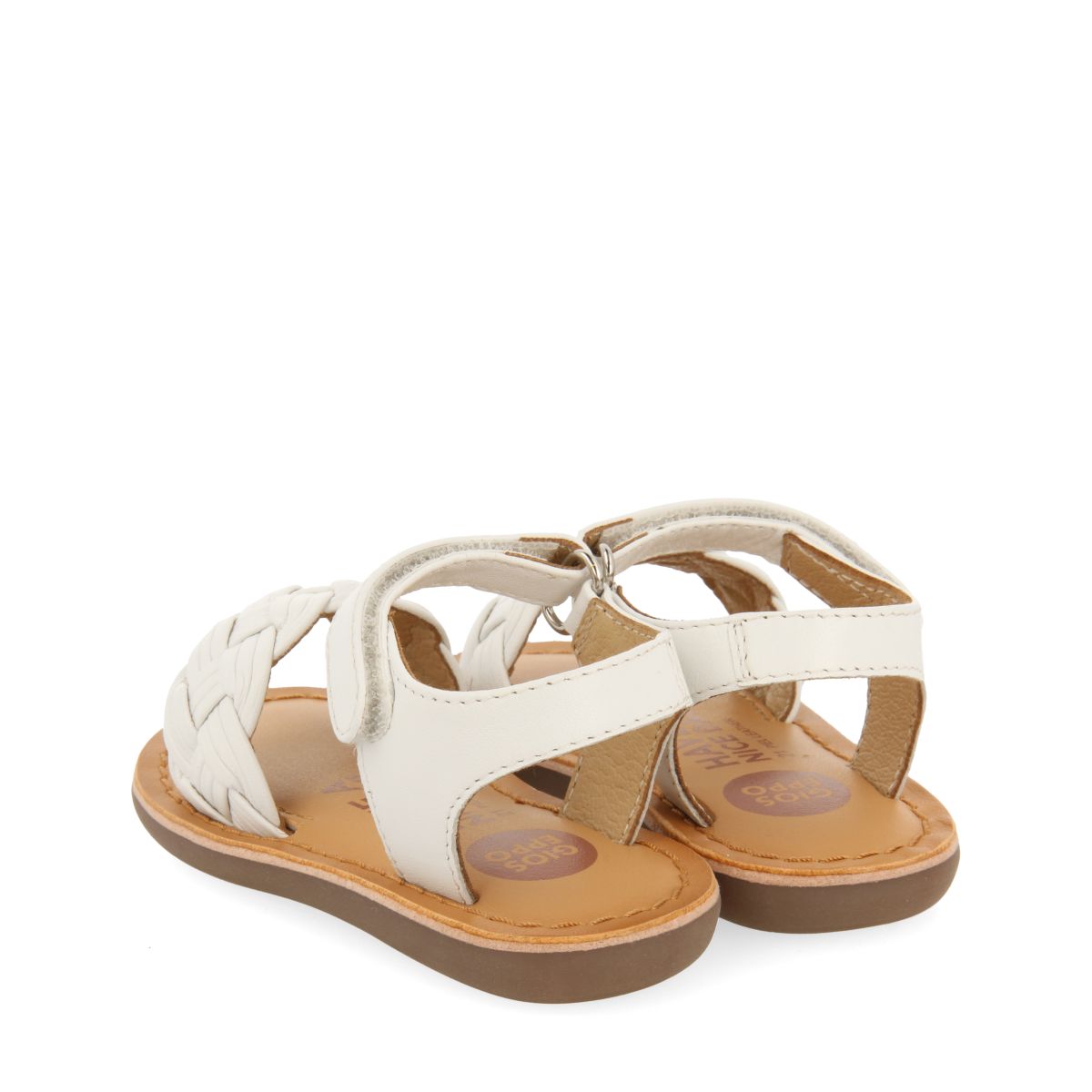 SANDALIAS COLOR OFF-WHITE DE PIEL CON TRENZADO Y CIERRE AJUSTABLE PARA BEBÉ FLUSHE
