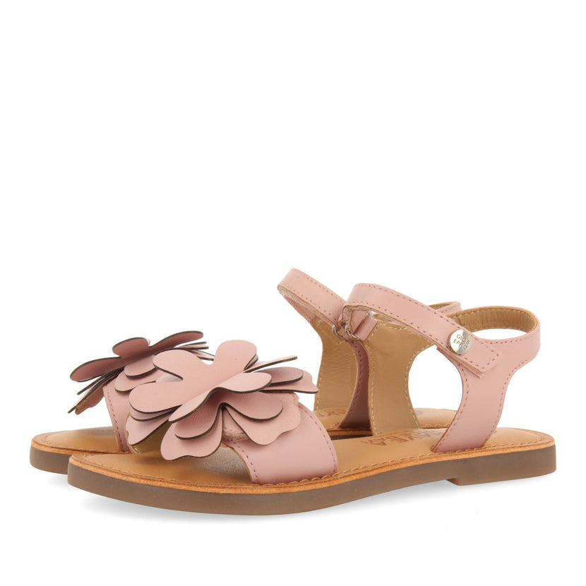 PINK LEATHER SANDALS WITH FLOWER EMBELLISHMENT FOR GIRL AND BOY CRES