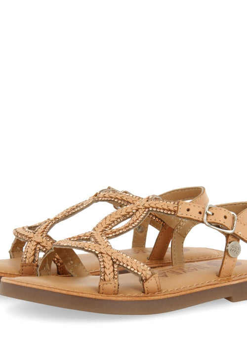SANDALIAS COLOR NUDE DE PIEL CON PEDRERÍA PARA NIÑA Y NIÑO SCIO