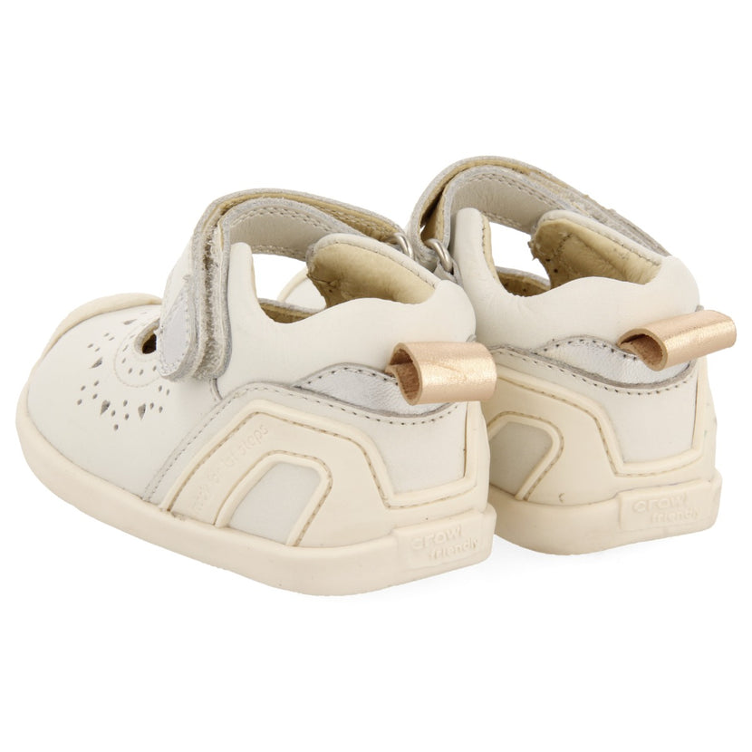WHITE LEATHER CRAB-STYLE SANDALS WITH FANTASY PERFORATIONS FOR BABY PAIGNTON