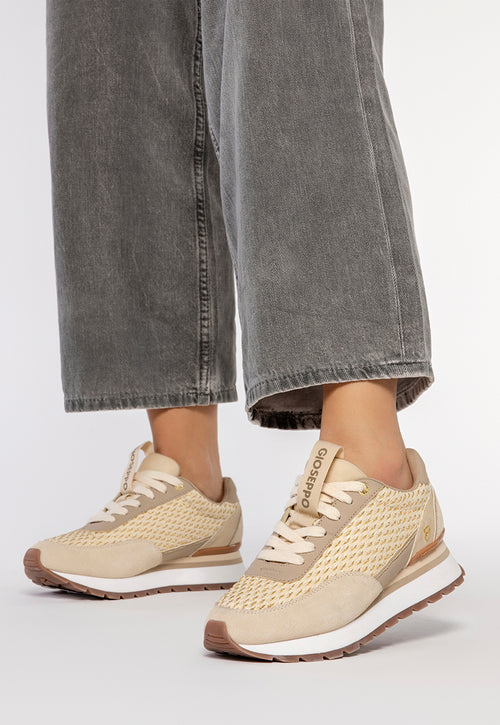 SNEAKERS DORADAS CON DETALLES TRENZADOS PARA MUJER GAGGI