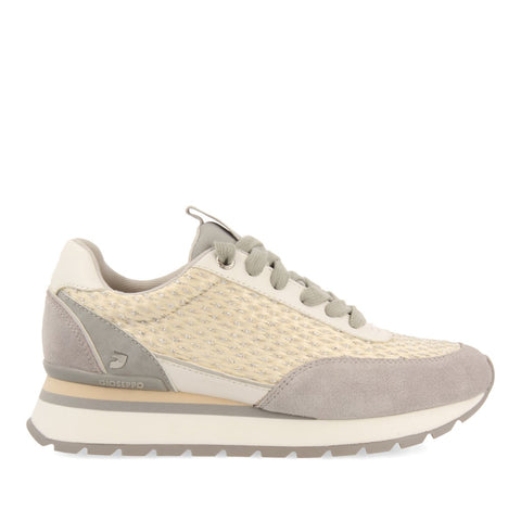 SNEAKERS PLATEADAS CON DETALLES TRENZADOS PARA MUJER GAGGI