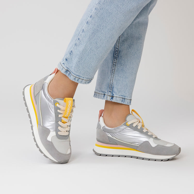 SNEAKERS PLATEADAS CON DETALLES MULTICOLOR PARA MUJER SAMOSET