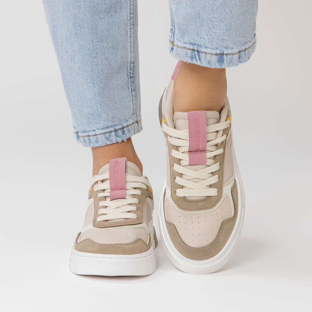 SNEAKERS BEIGE ESTILO RETRO PARA MUJER AGLIENTU