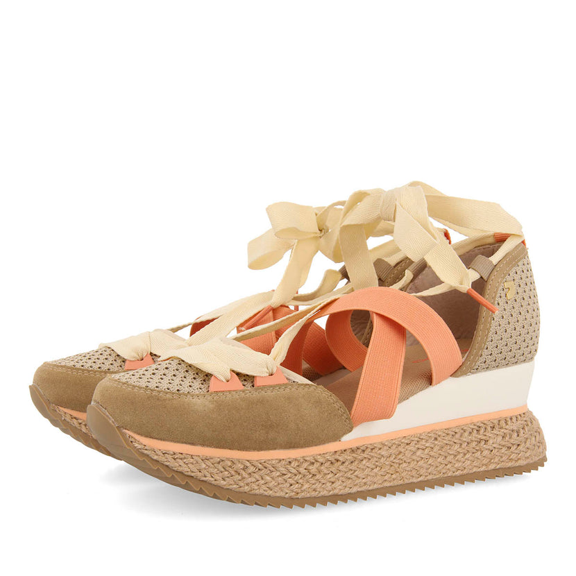 SNEAKERS ABIERTOS BEIGE CON CUÑA PARA MUJER TOTNES